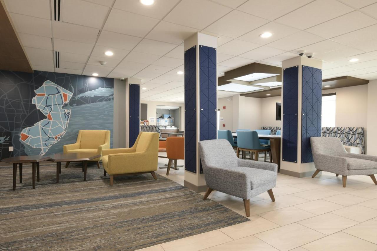 Holiday Inn Express & Suites - Williamstown - Glassboro By Ihg Exterior foto
